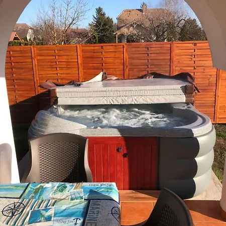 Tieff Apartmanhaz Balatonmariafuerdo Hullamtelep Balatonkeresztur