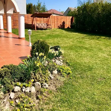 Tieff Apartmanhaz Balatonmariafuerdo Hullamtelep *