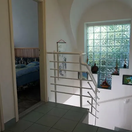 Tieff Apartmanhaz Balatonmariafuerdo Hullamtelep Balatonkeresztur