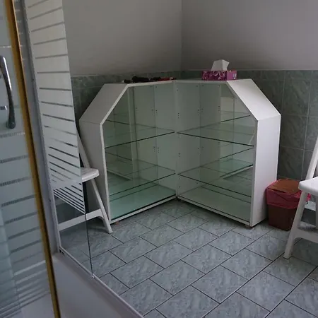 Holiday home Tieff Apartmanhaz Balatonmariafuerdo Hullamtelep